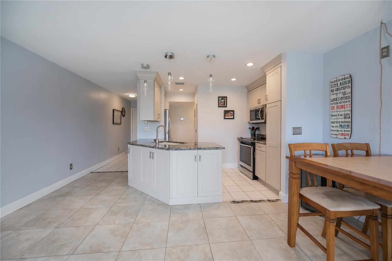 Image 15 of 60 For 3256 White Ibis Court 13b