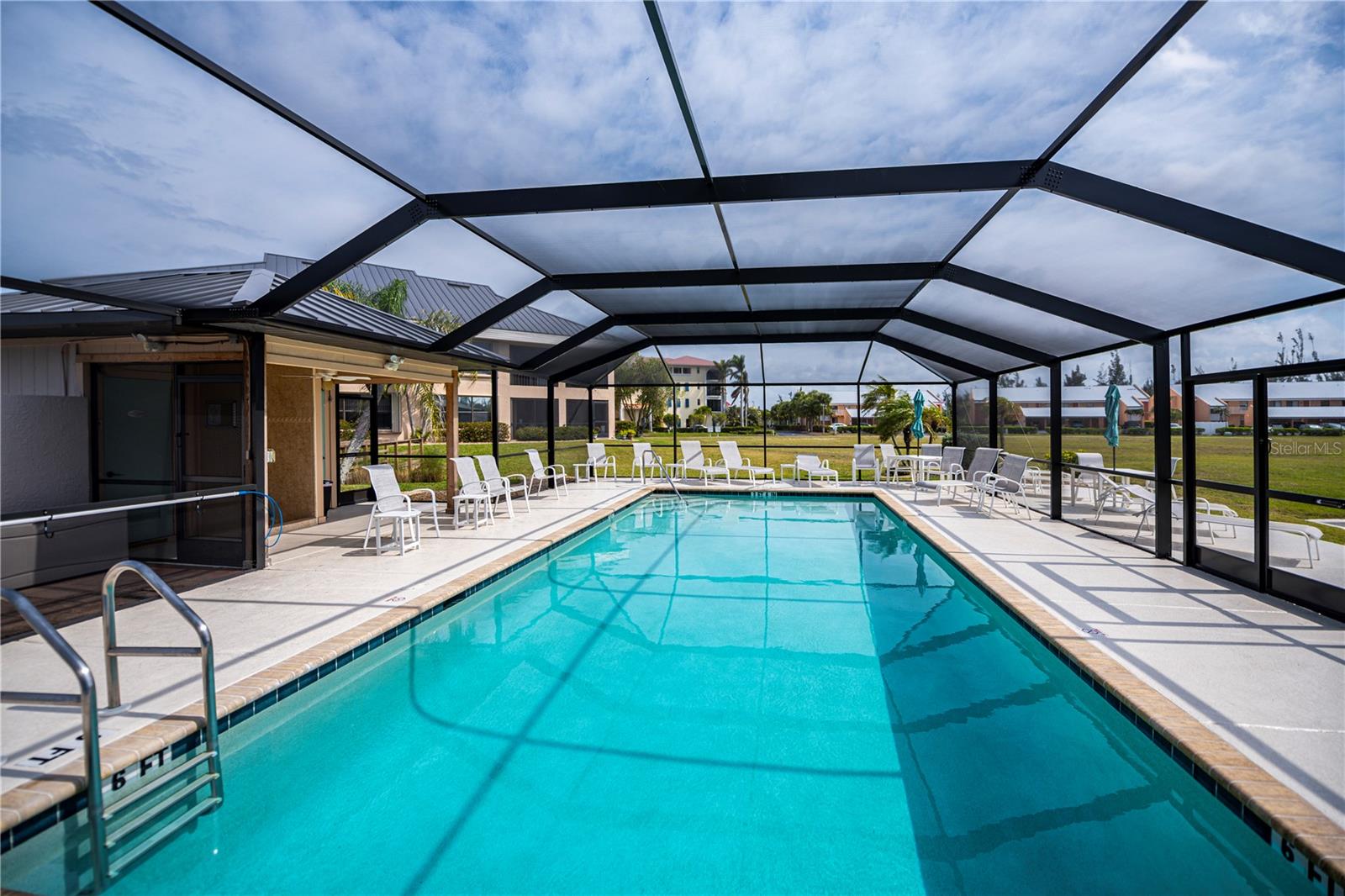 Image 4 of 60 For 3256 White Ibis Court 13b