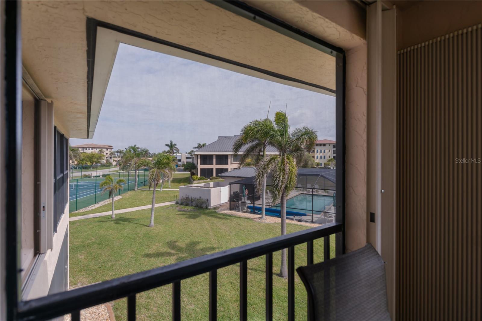Image 47 of 60 For 3256 White Ibis Court 13b
