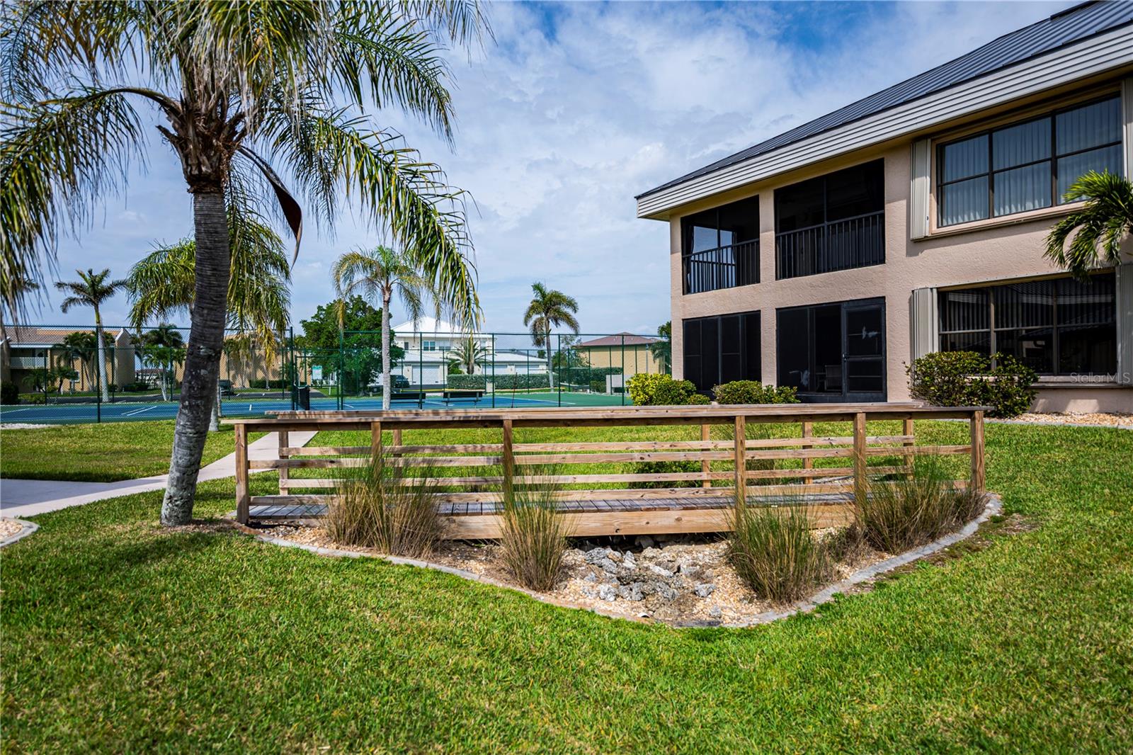 Image 52 of 60 For 3256 White Ibis Court 13b