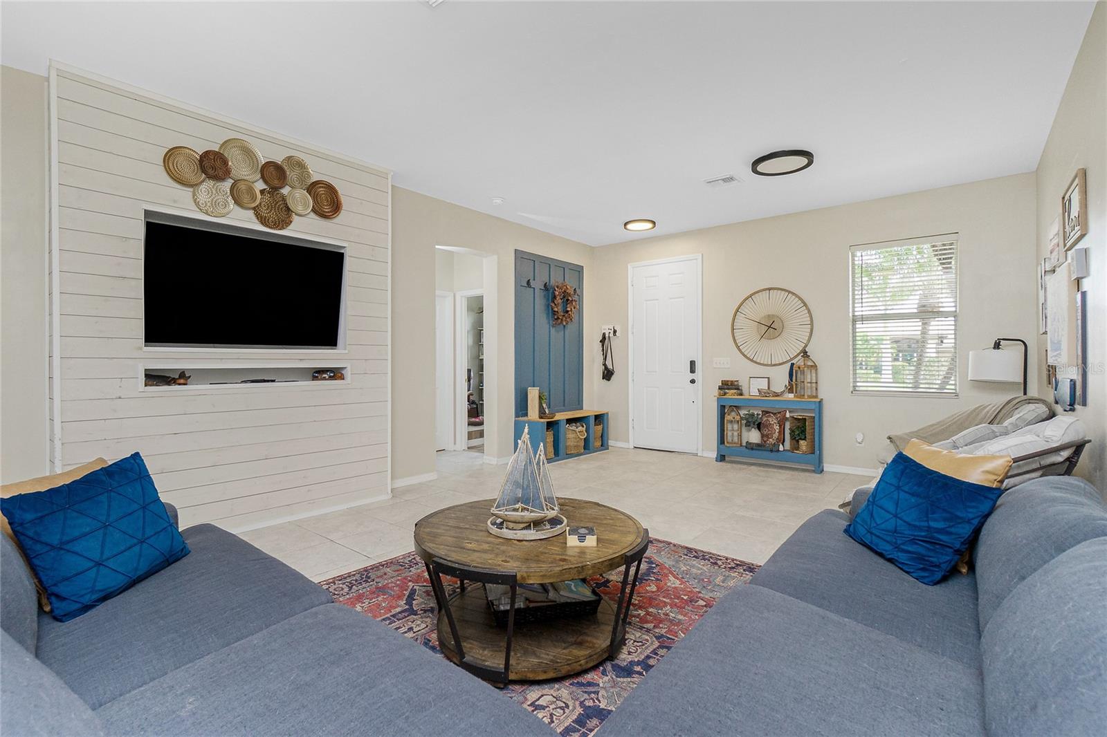Image 10 of 56 For 12759 Pembroke Circle S