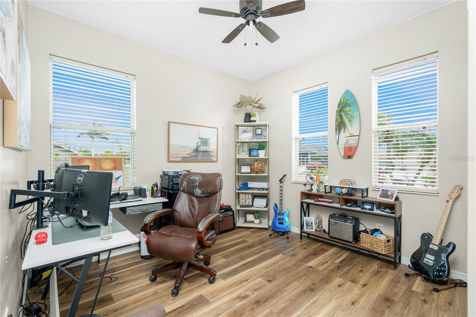 Image 33 of 56 For 12759 Pembroke Circle S