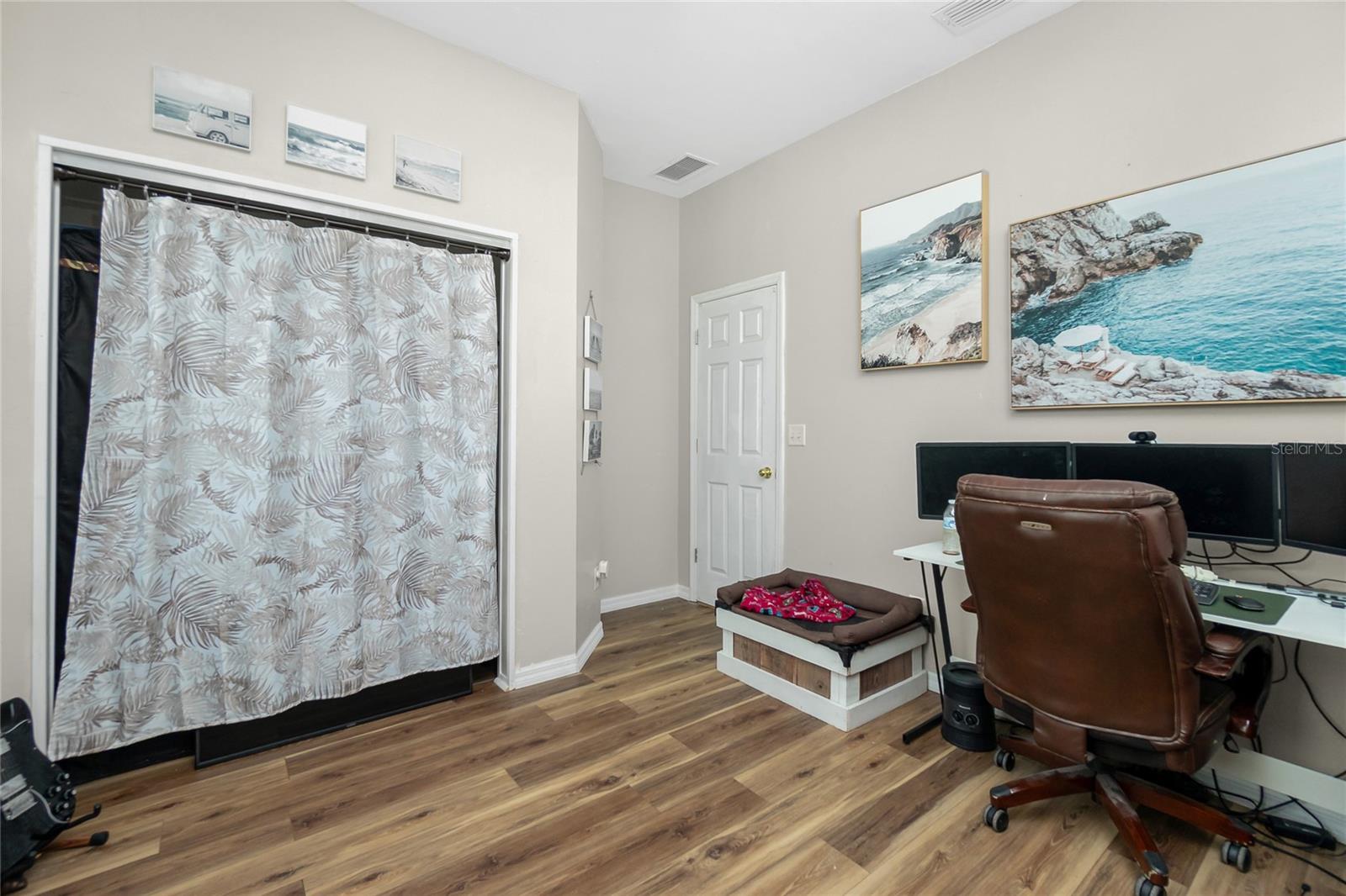 Image 34 of 56 For 12759 Pembroke Circle S