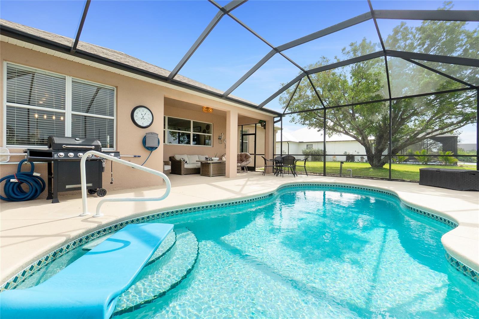 Image 47 of 56 For 12759 Pembroke Circle S