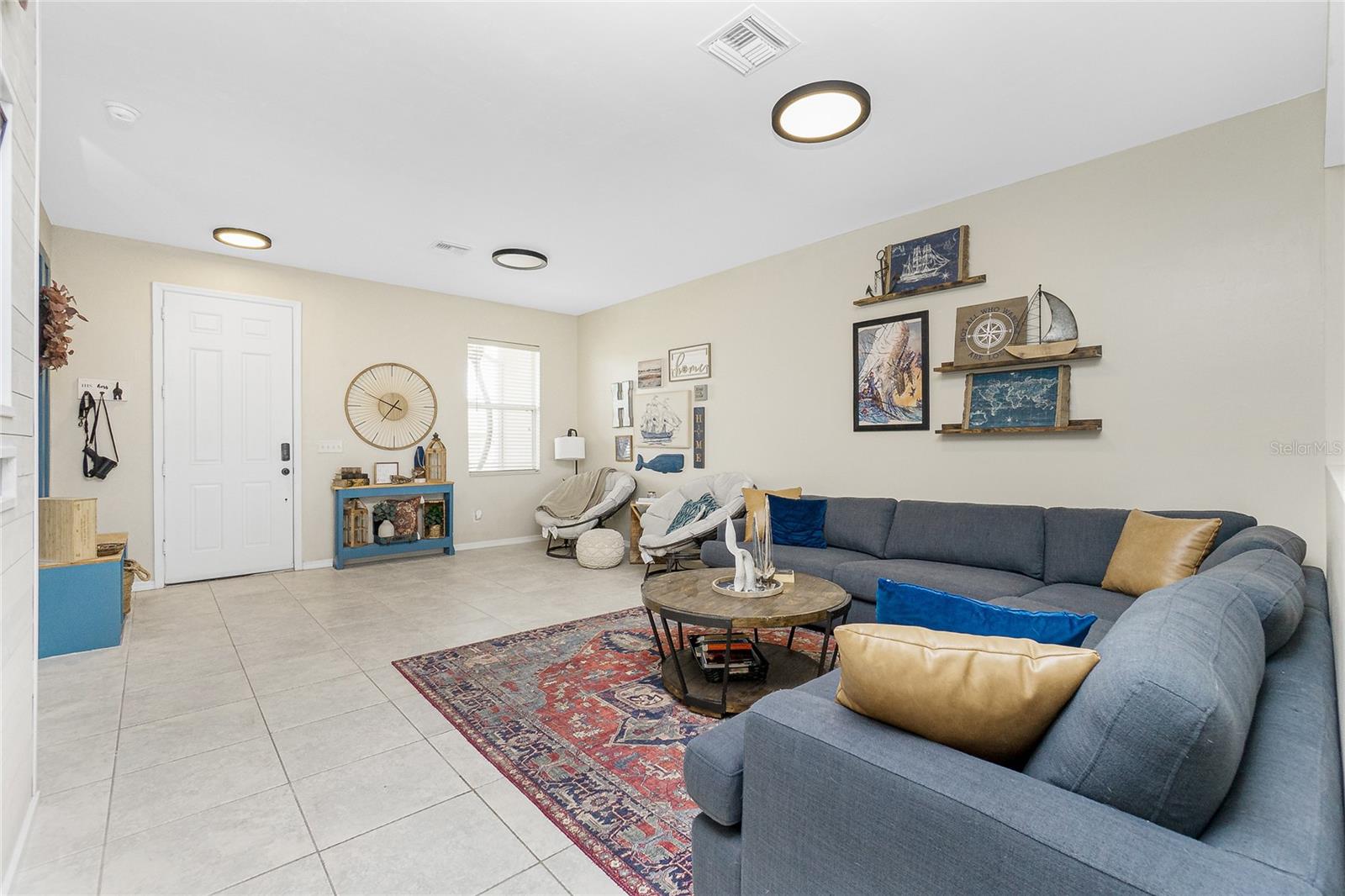Image 7 of 56 For 12759 Pembroke Circle S
