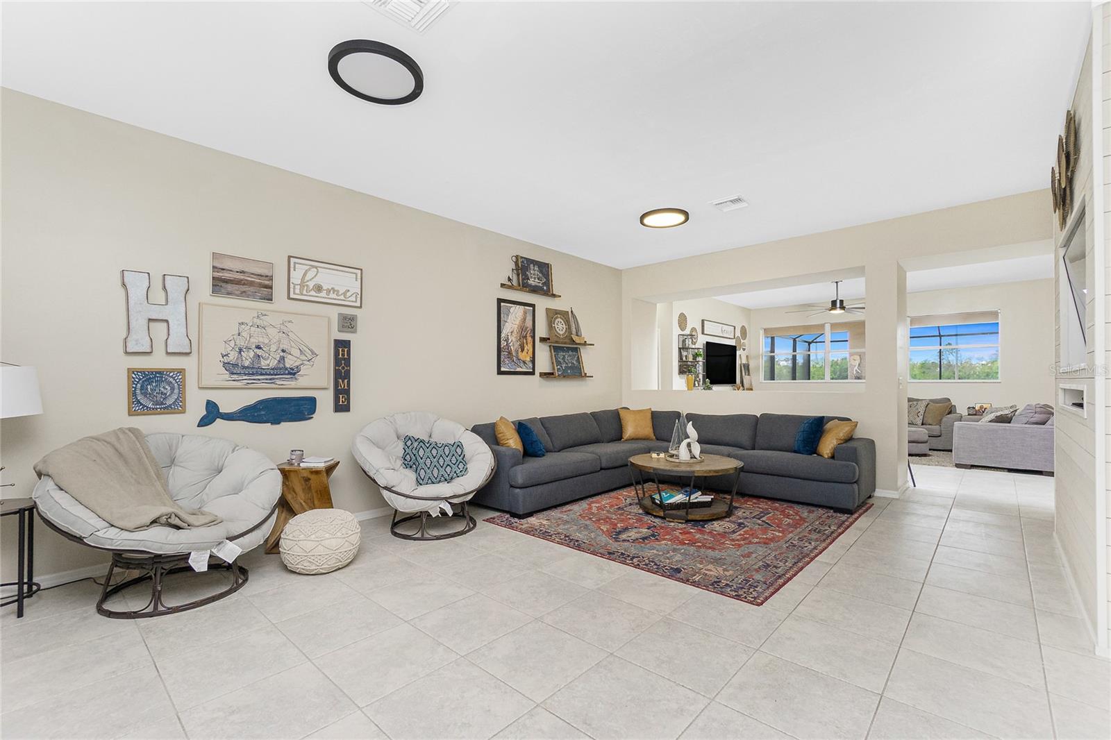 Image 9 of 56 For 12759 Pembroke Circle S