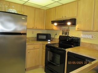Image 17 of 33 For 21405 Olean Boulevard 605