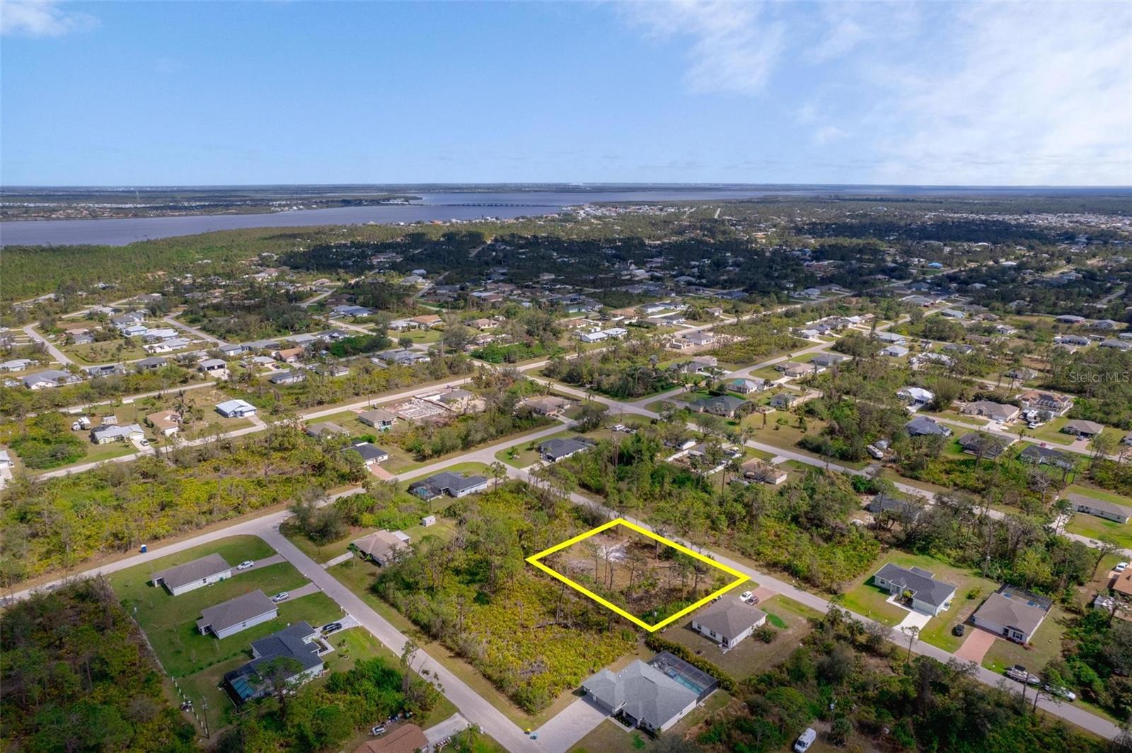 Image 4 of 10 For 12400 Prudential Avenue