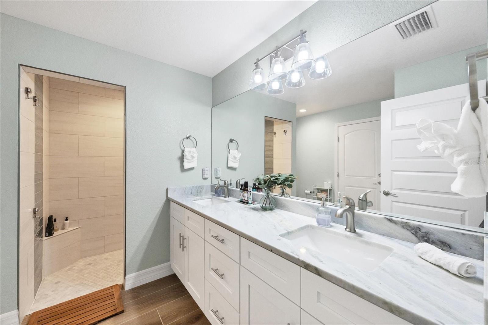Image 12 of 26 For 14325 Mcfarland Avenue