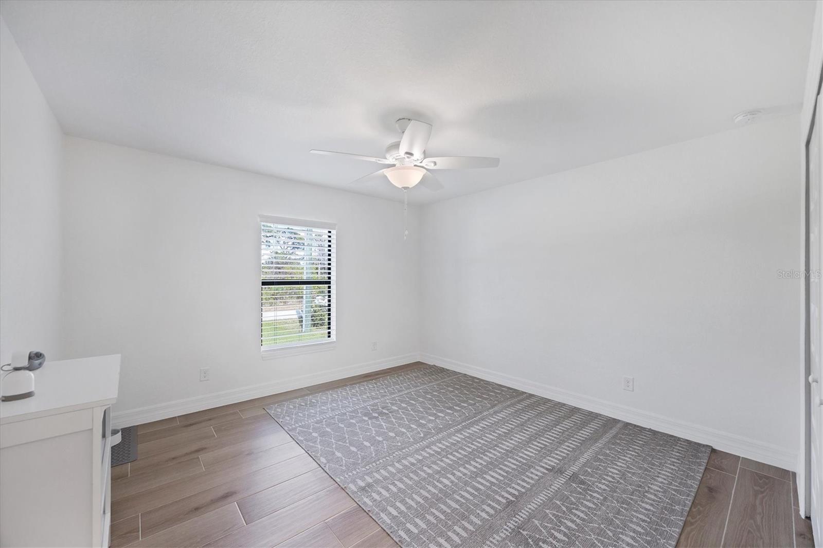 Image 13 of 26 For 14325 Mcfarland Avenue