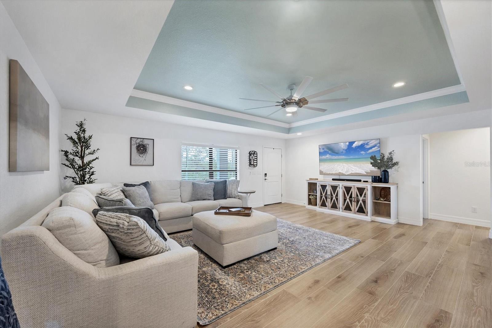 Image 3 of 26 For 14325 Mcfarland Avenue