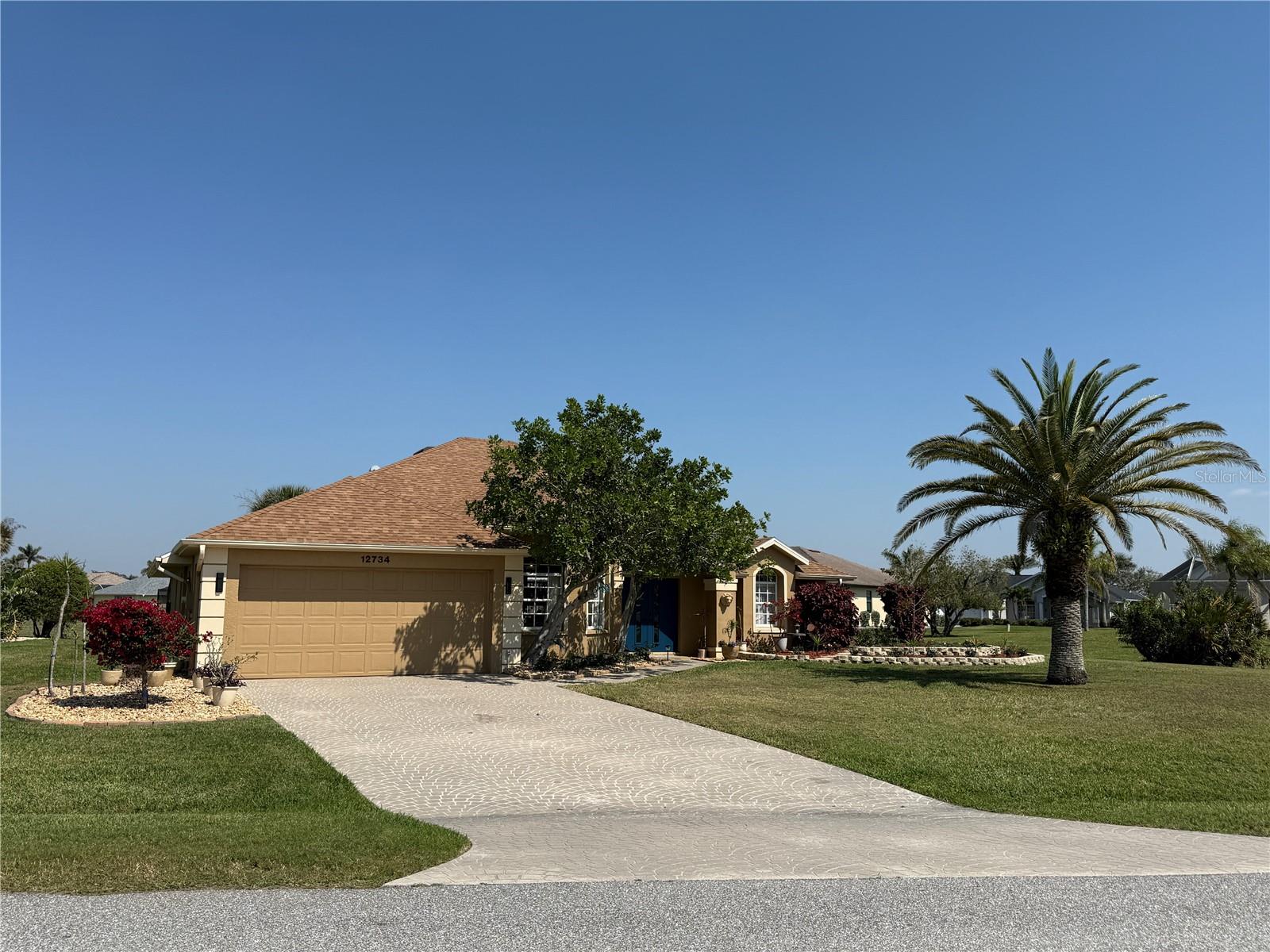 Details for 12734 Pembroke Circle S, LAKE SUZY, FL 34269