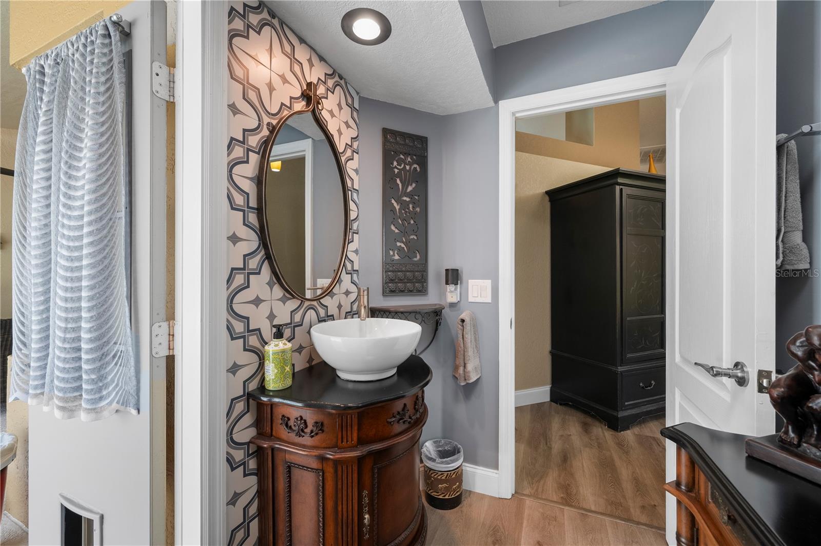 Image 28 of 50 For 12734 Pembroke Circle S