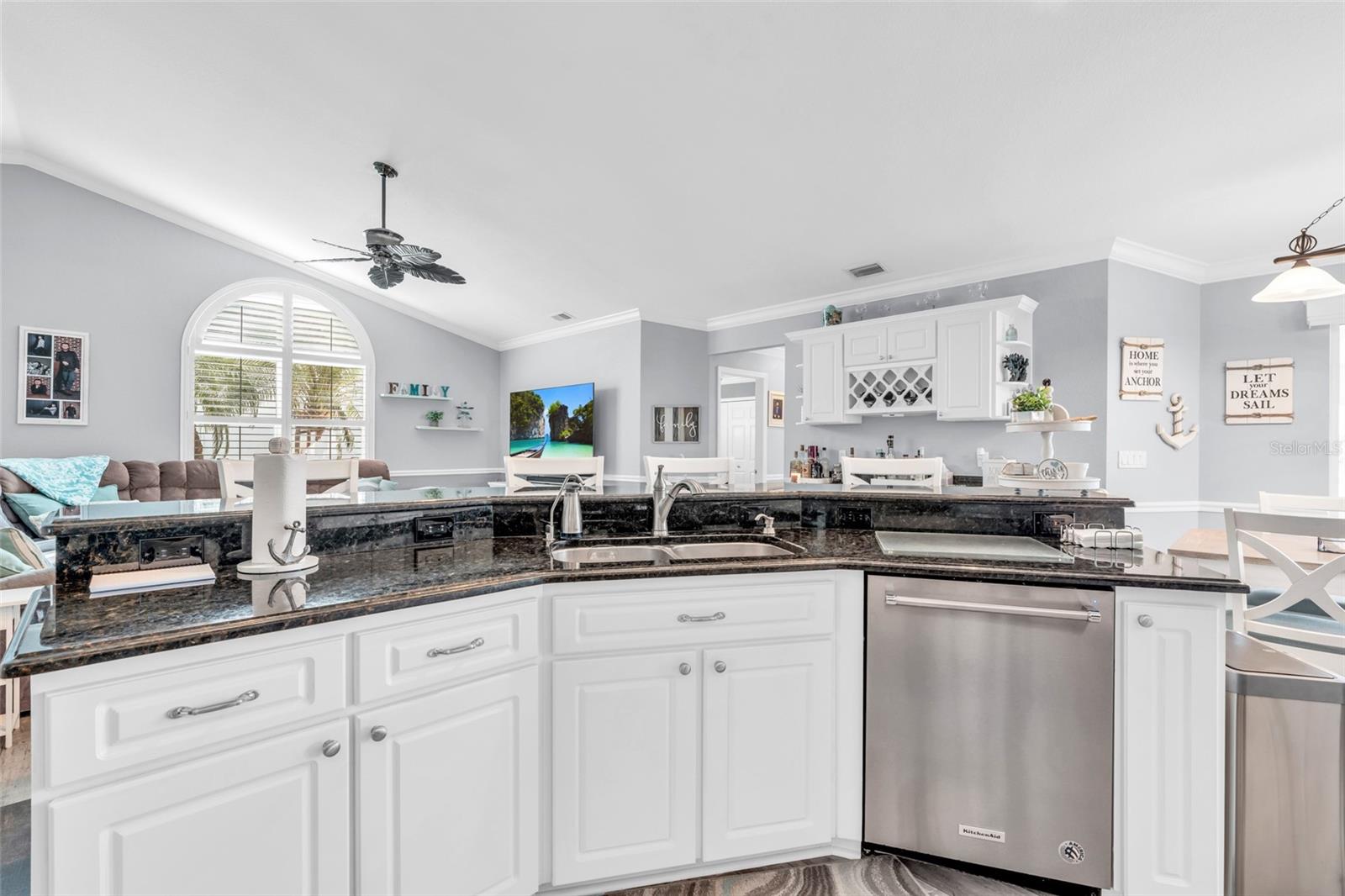 Image 14 of 56 For 2822 30th Street