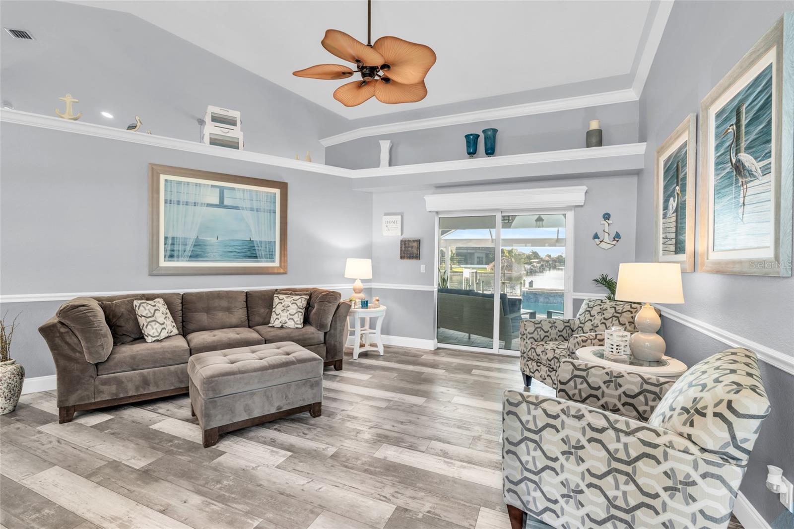Image 18 of 56 For 2822 30th Street