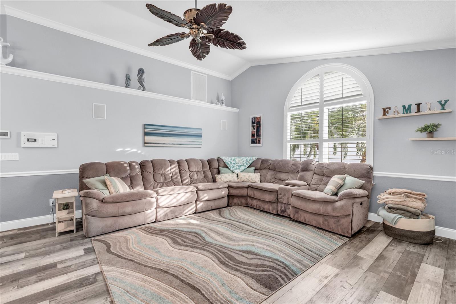 Image 9 of 56 For 2822 30th Street