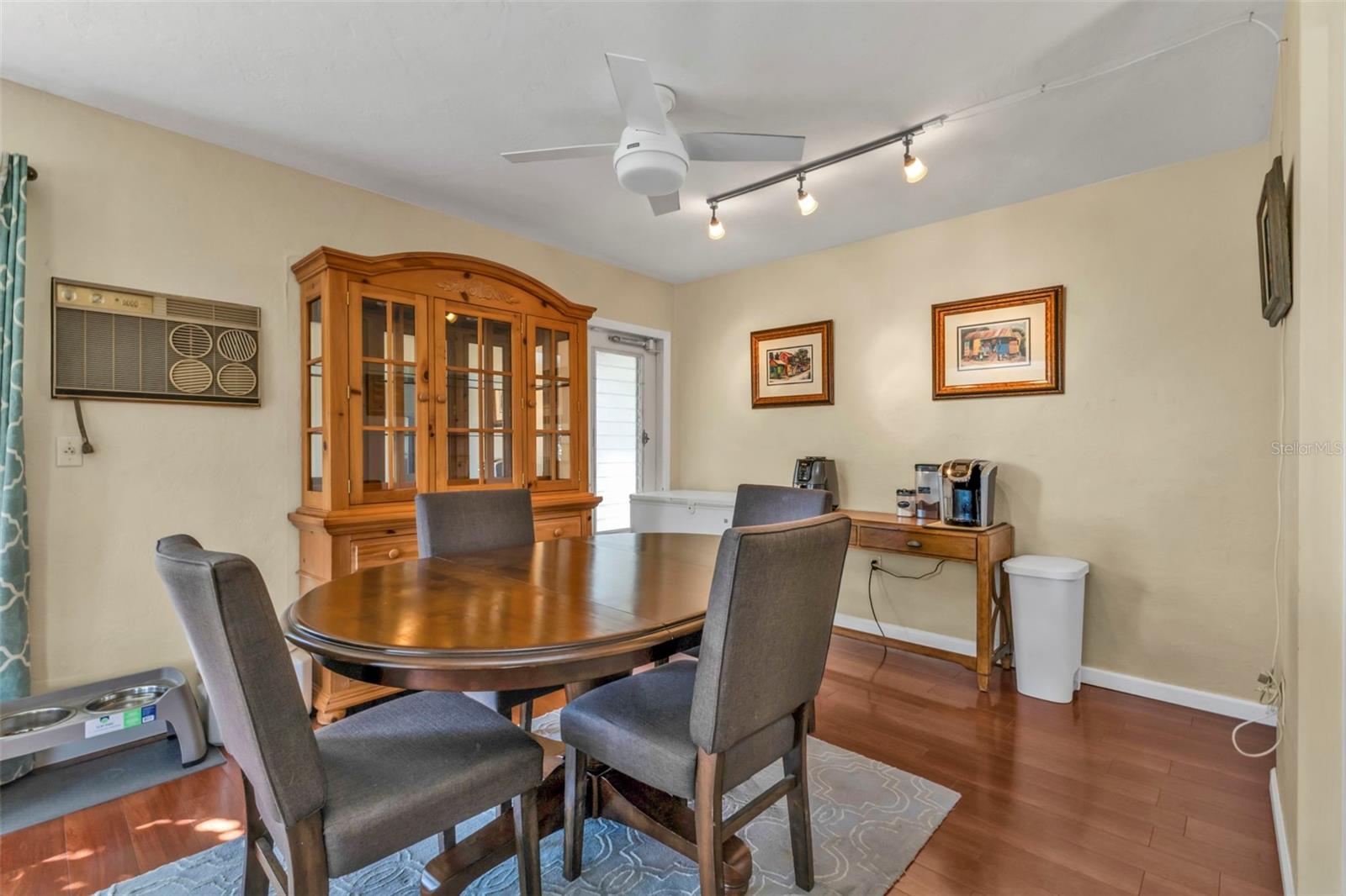 Image 17 of 36 For 2440 Ednor Street