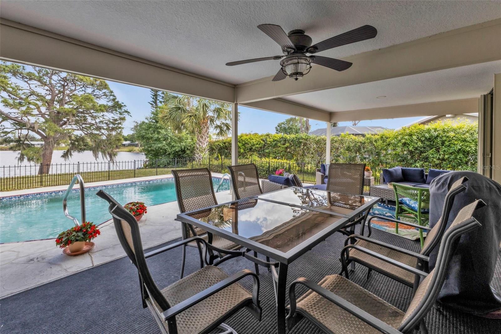 Image 15 of 74 For 1430 Aken Street