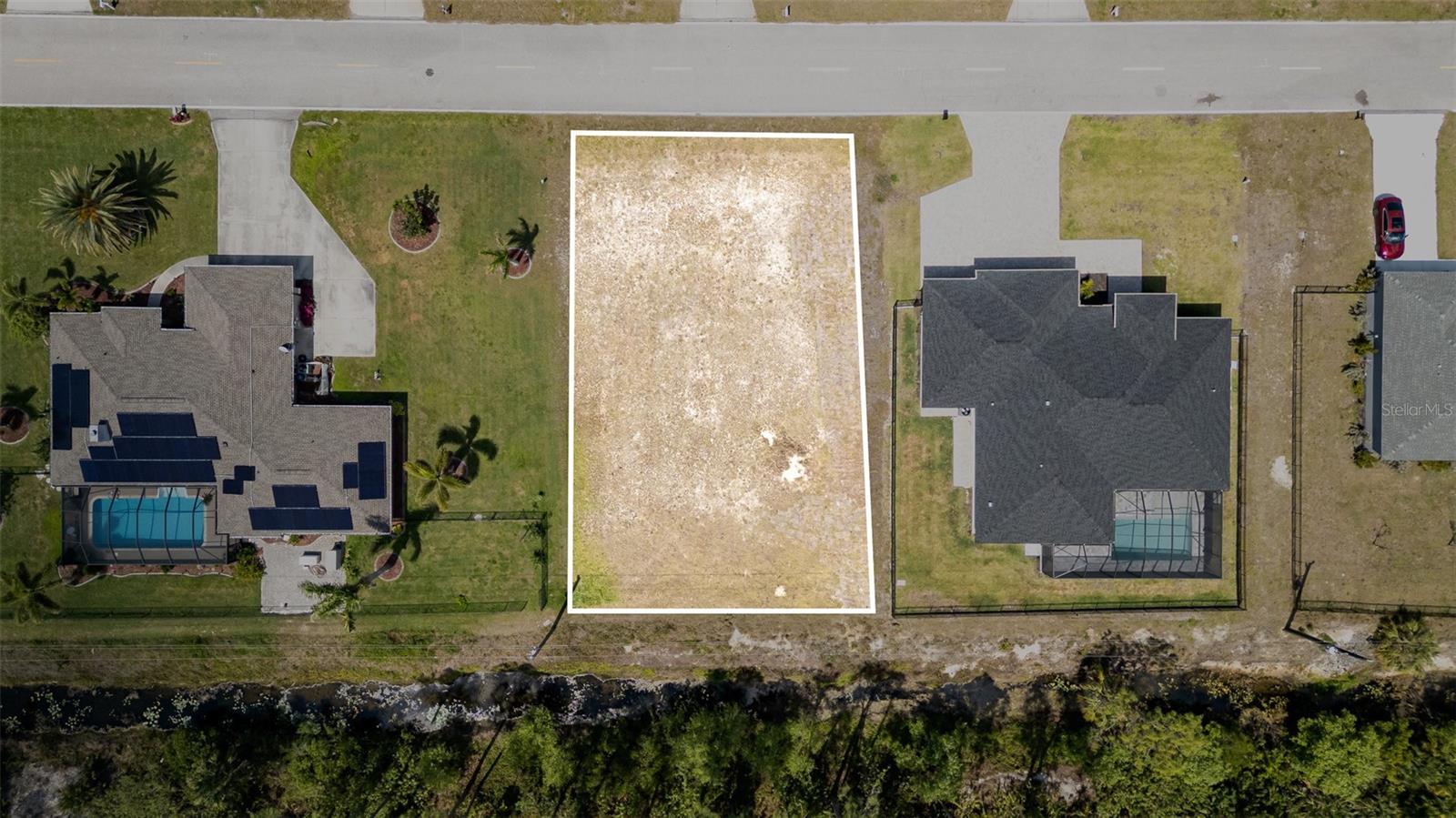 Image 13 of 21 For 25573 Prada Drive