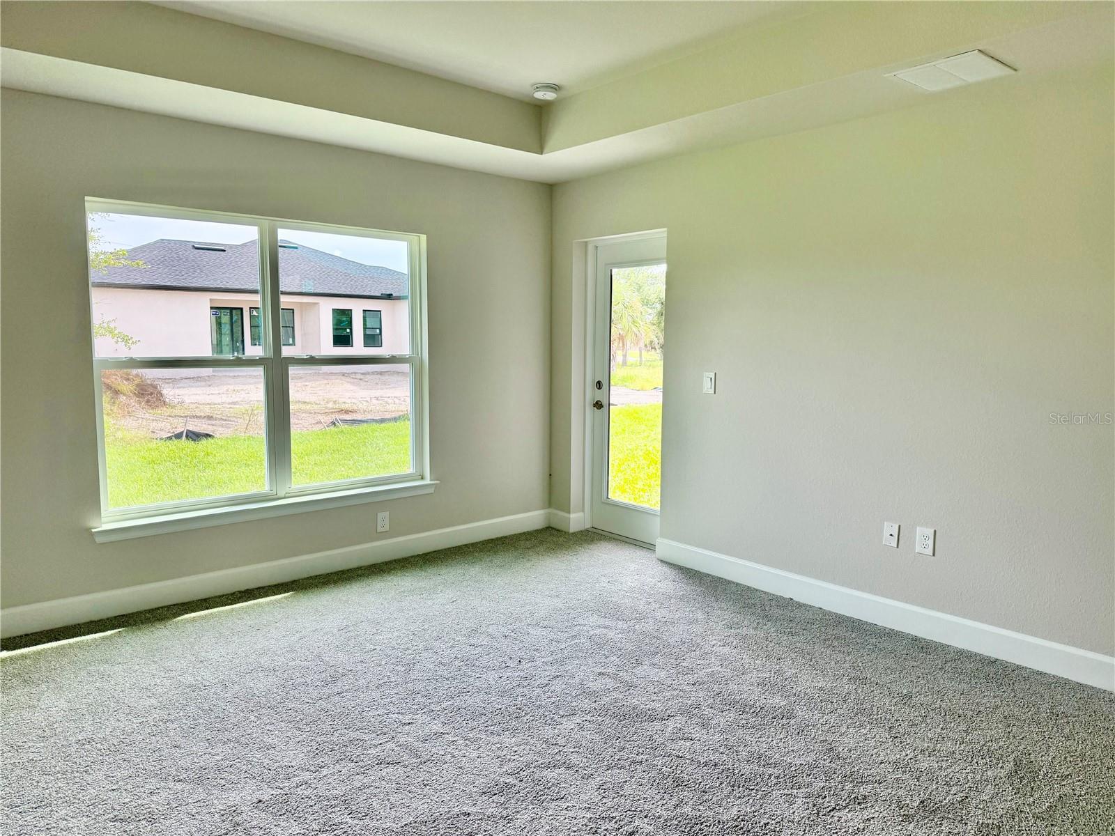 Image 11 of 15 For 14735 Keystone Boulevard