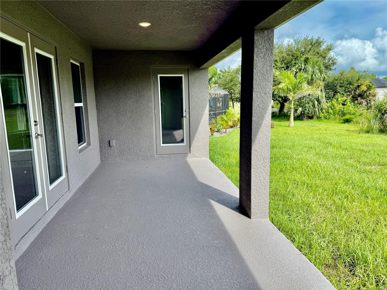 Image 14 of 15 For 14735 Keystone Boulevard