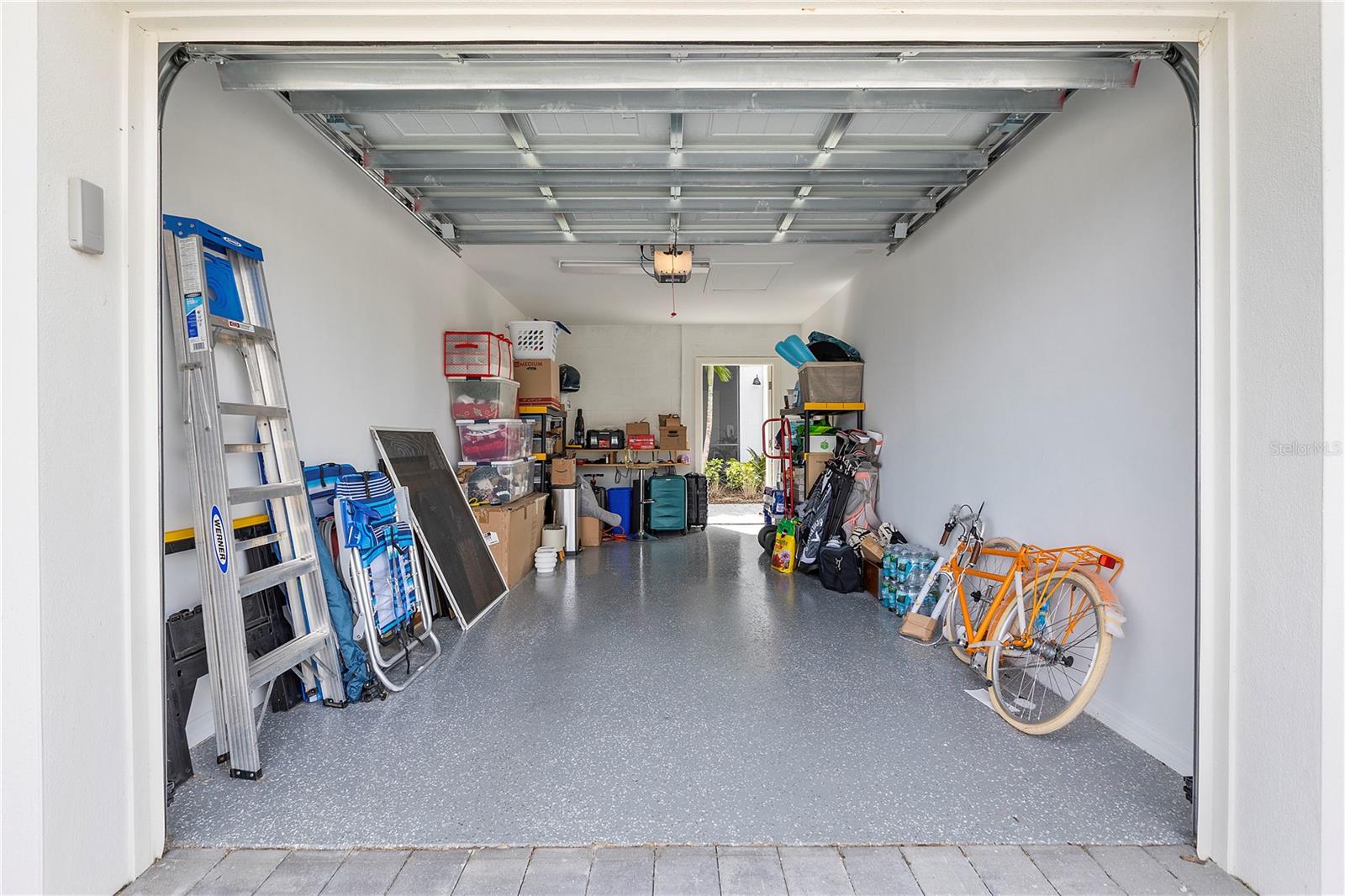 Image 21 of 43 For 15970 Grassland Lane 2816