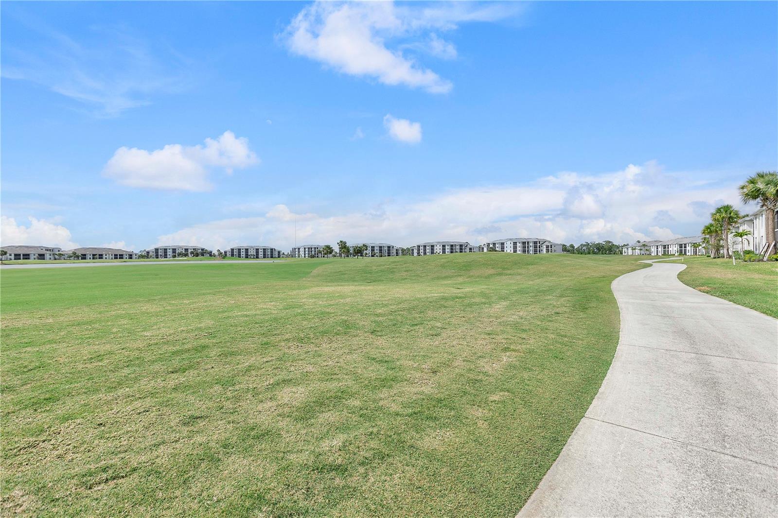 Image 33 of 43 For 15970 Grassland Lane 2816