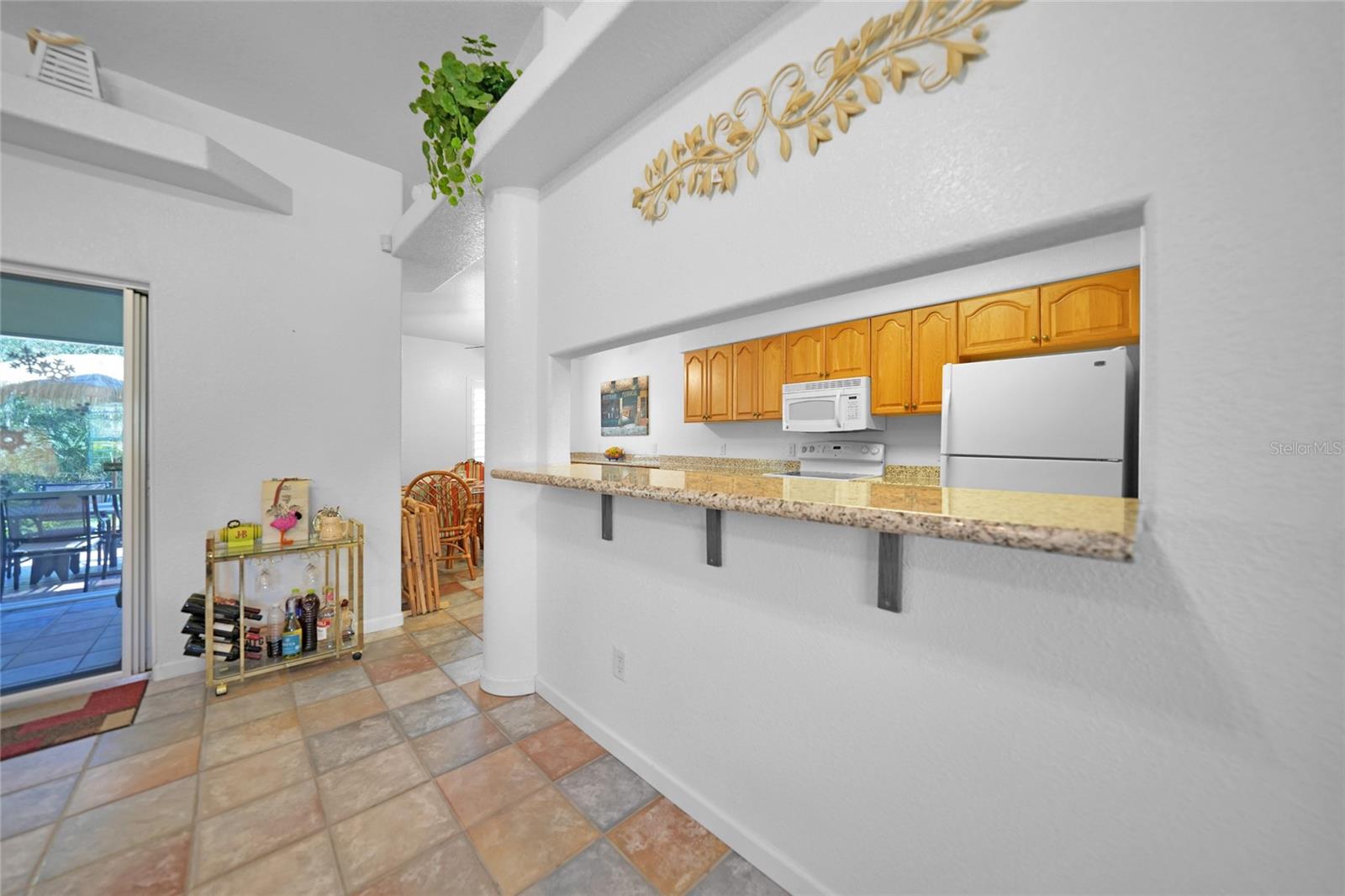 Image 11 of 57 For 468 Paramaribo Street
