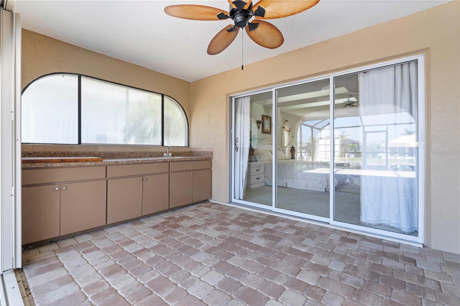 Image 10 of 68 For 5032 La Costa Island Court