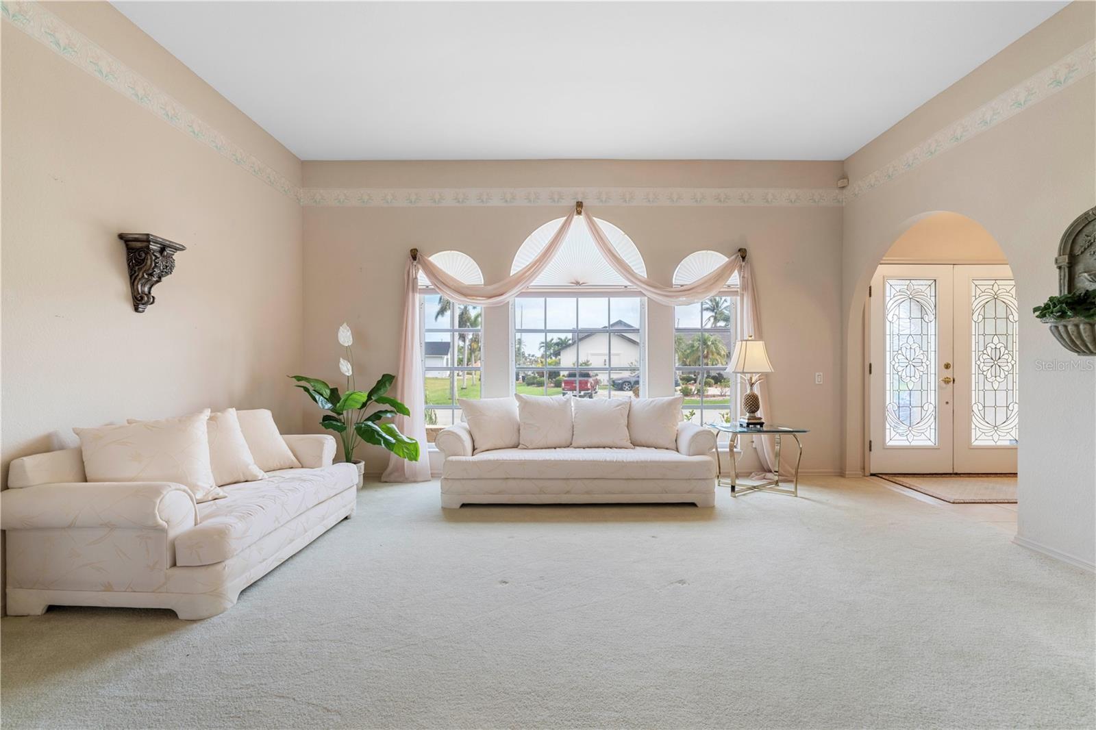 Image 3 of 68 For 5032 La Costa Island Court