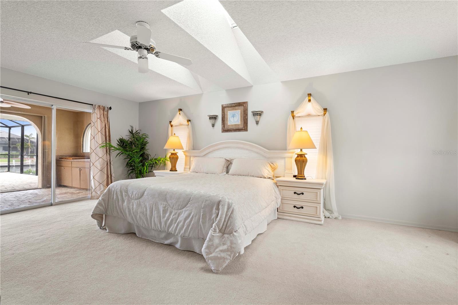 Image 30 of 68 For 5032 La Costa Island Court