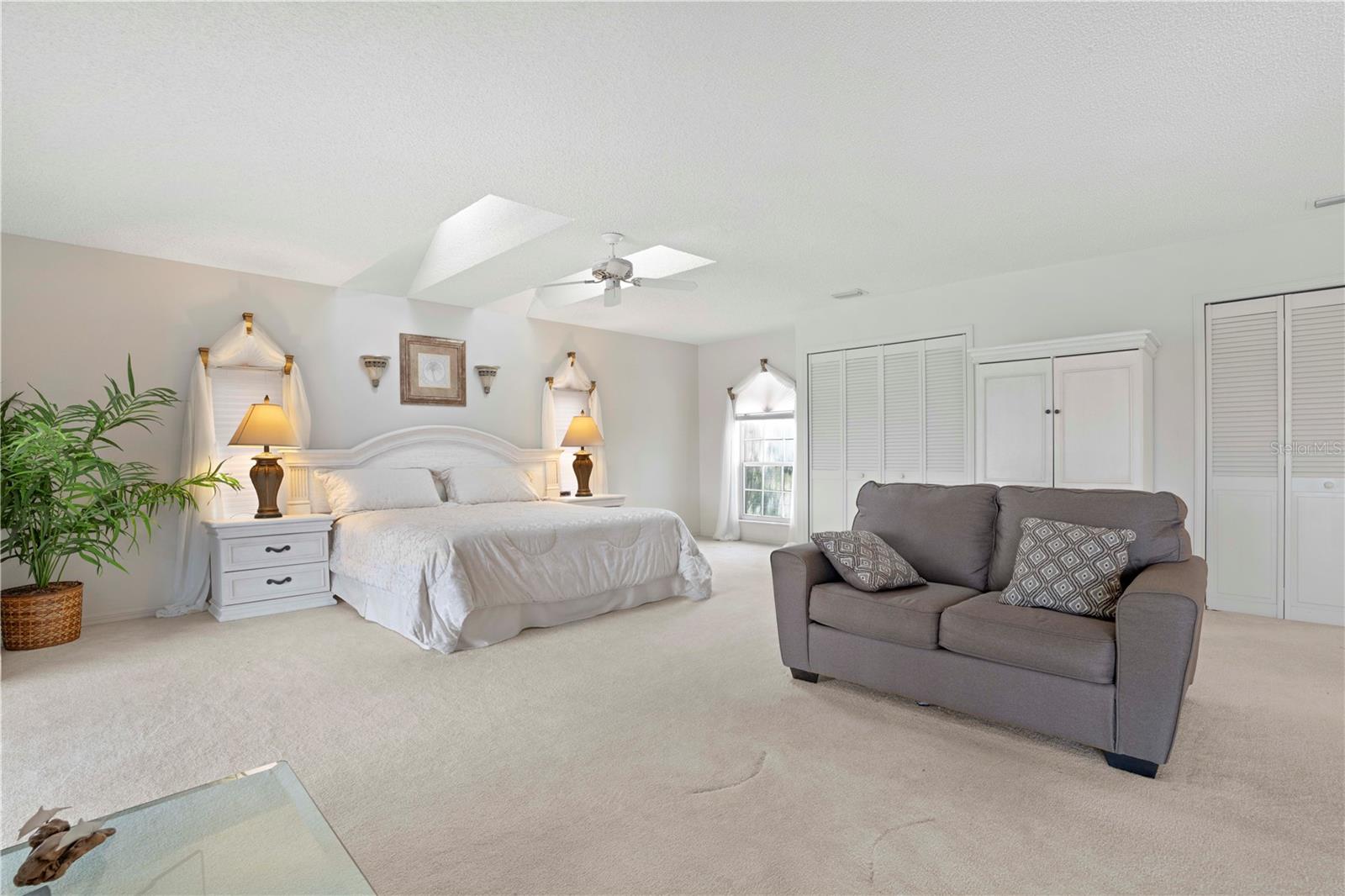 Image 31 of 68 For 5032 La Costa Island Court