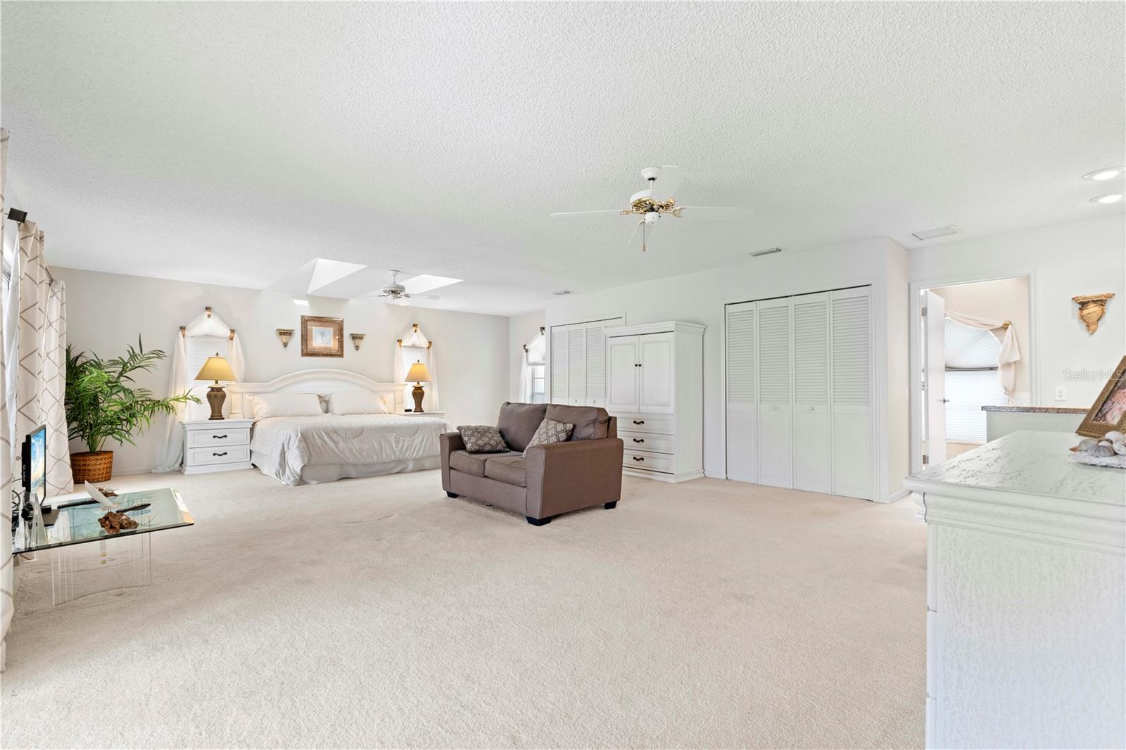 Image 35 of 68 For 5032 La Costa Island Court