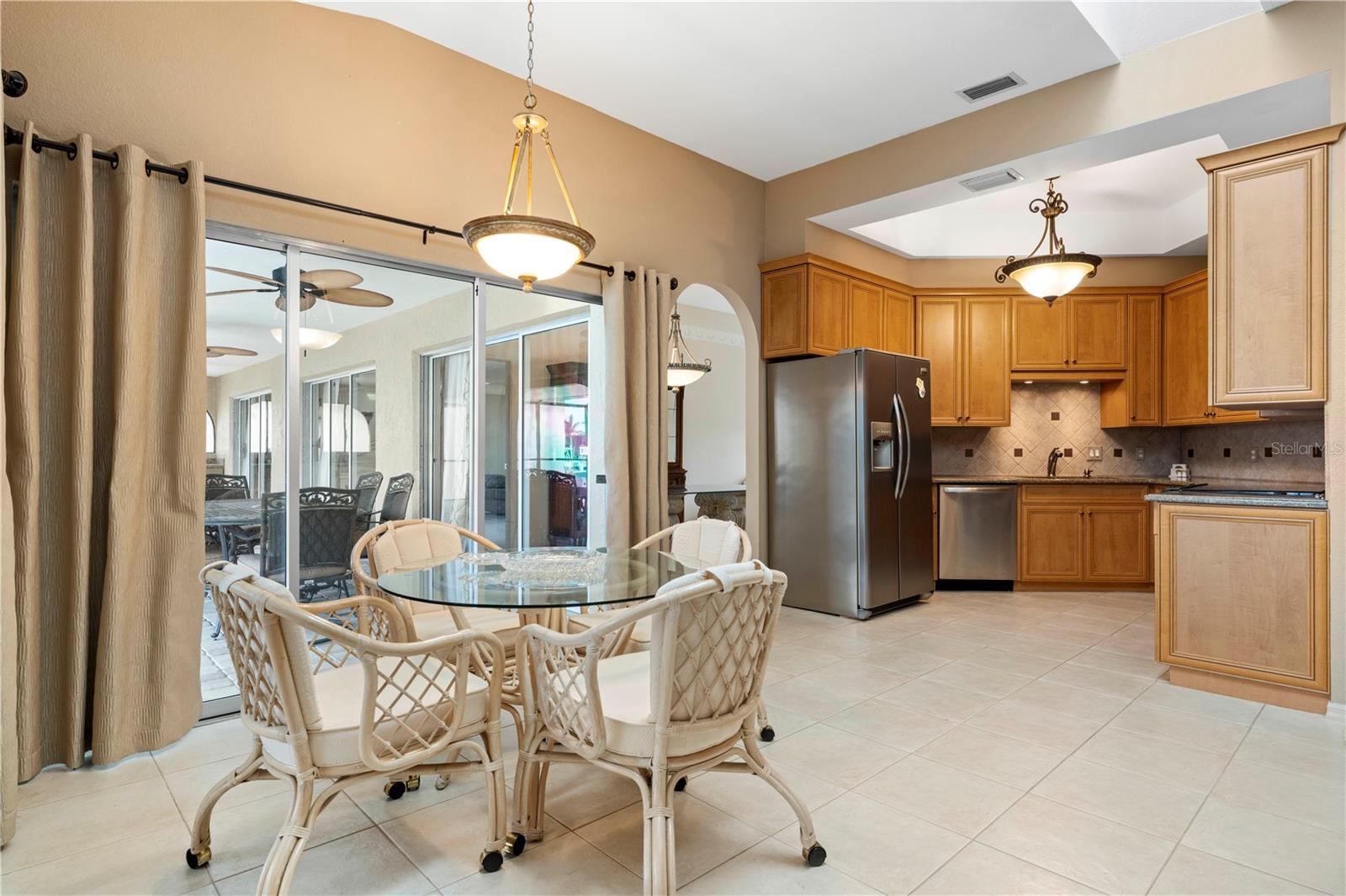 Image 7 of 68 For 5032 La Costa Island Court
