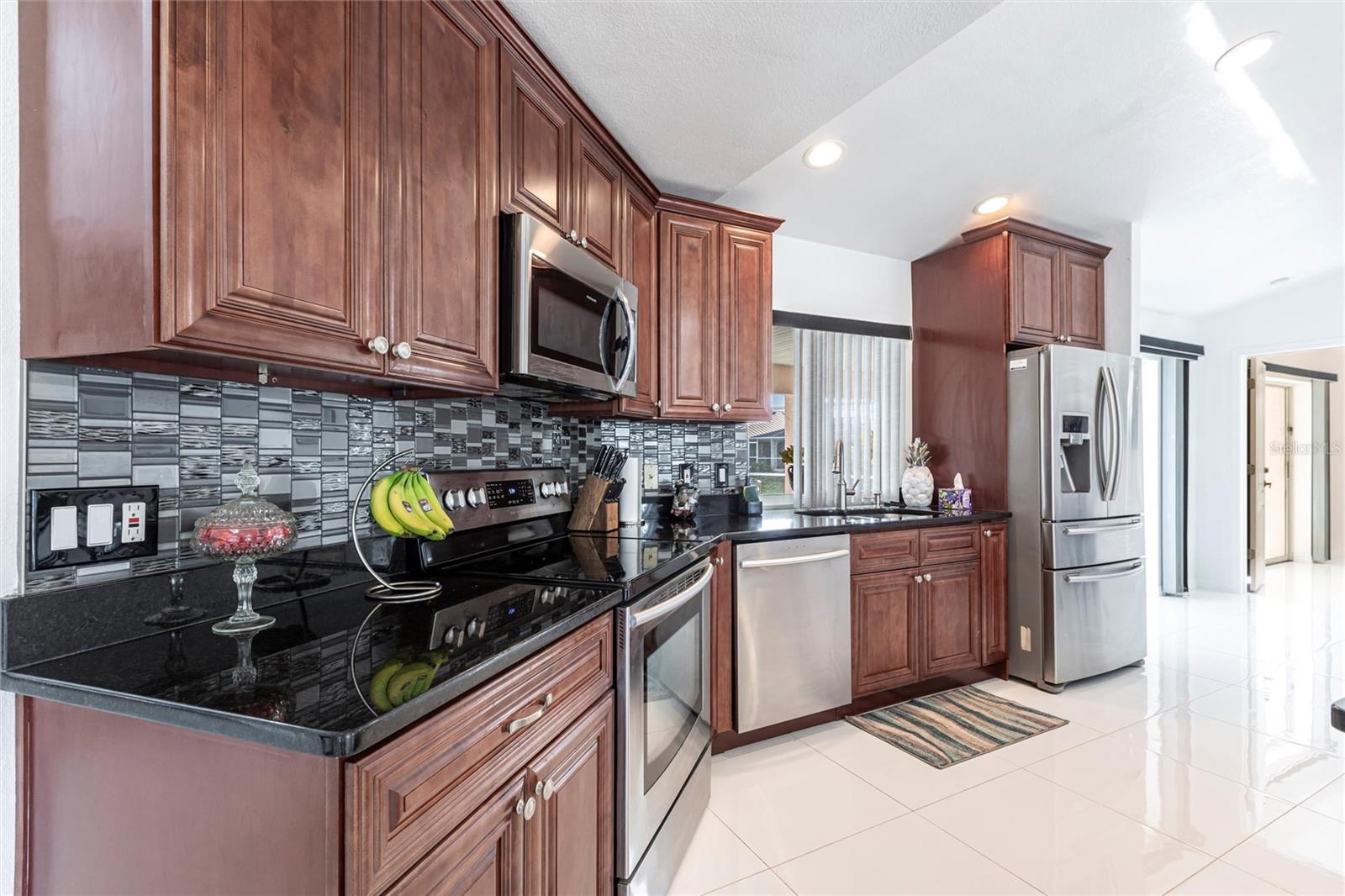 Image 7 of 55 For 20339 Gentry Avenue