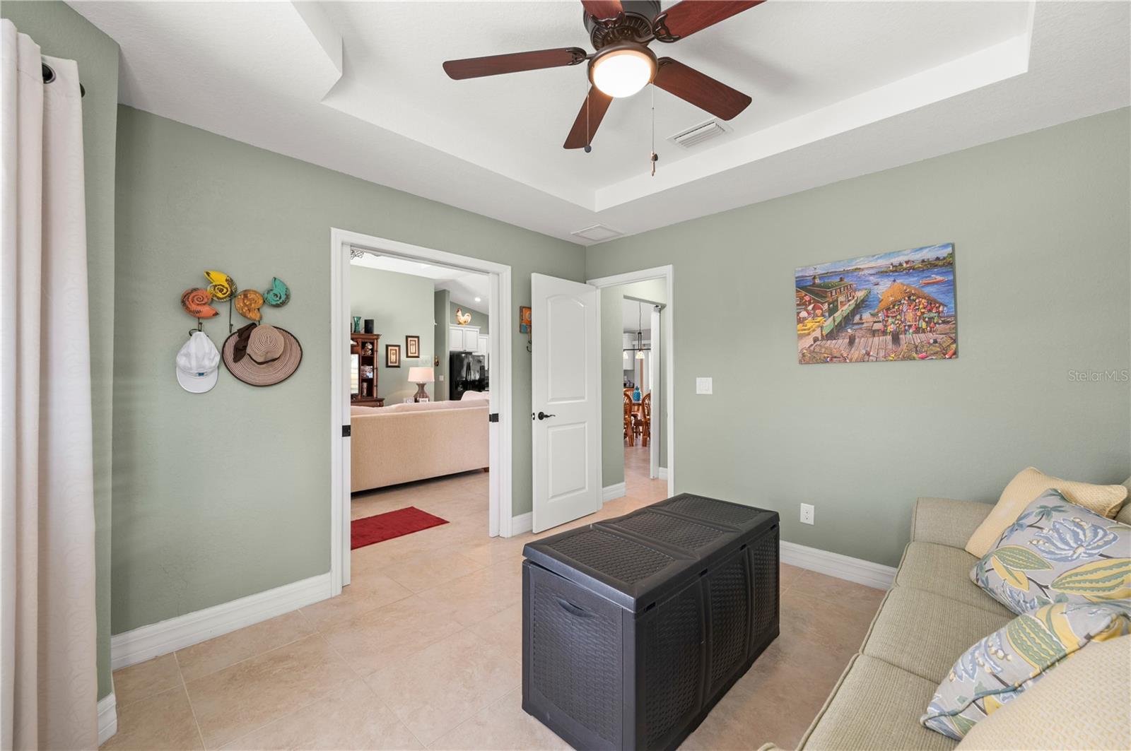 Image 21 of 57 For 380 Concordia Street