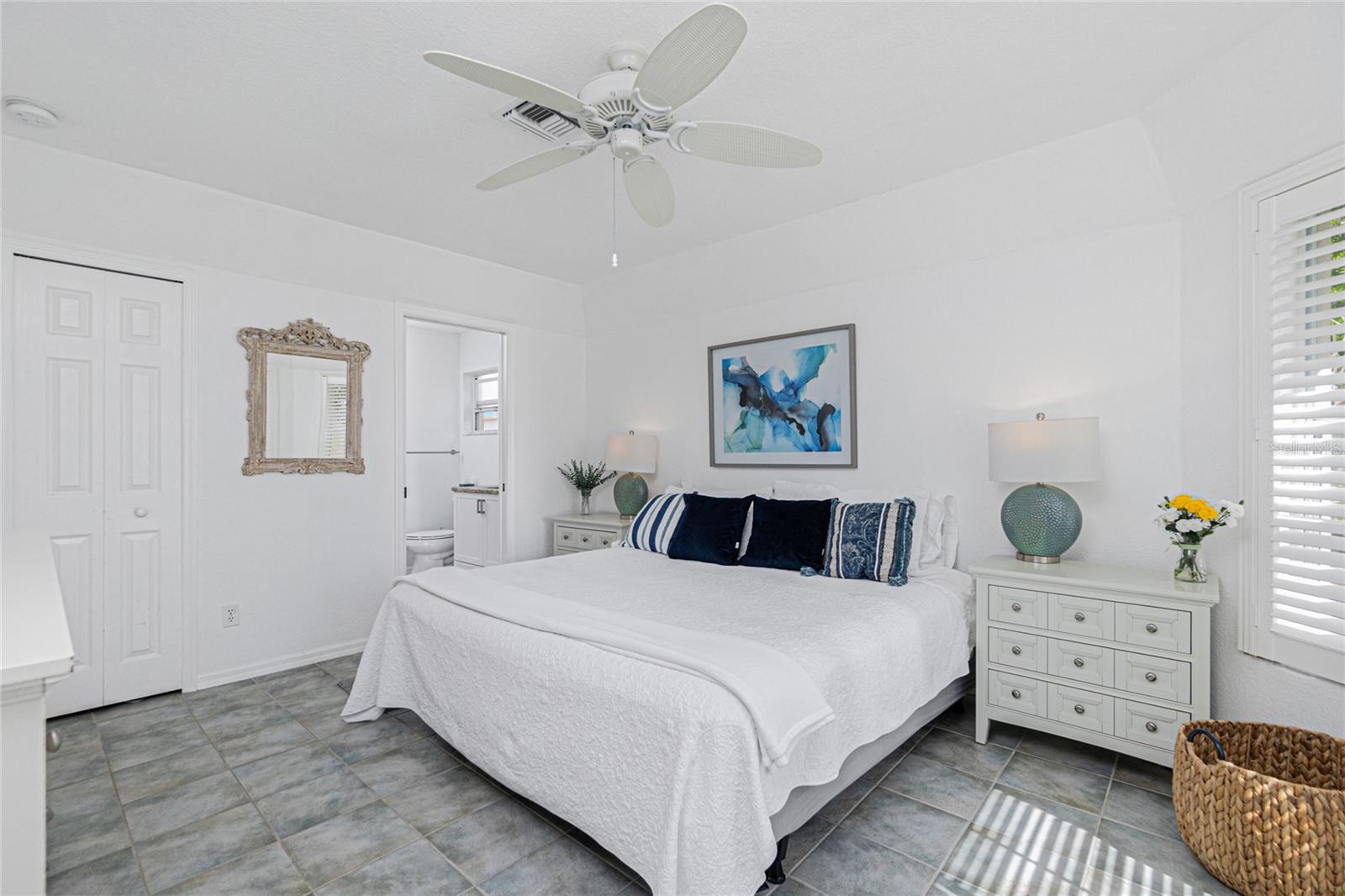 Image 14 of 25 For 26162 Stillwater Circle