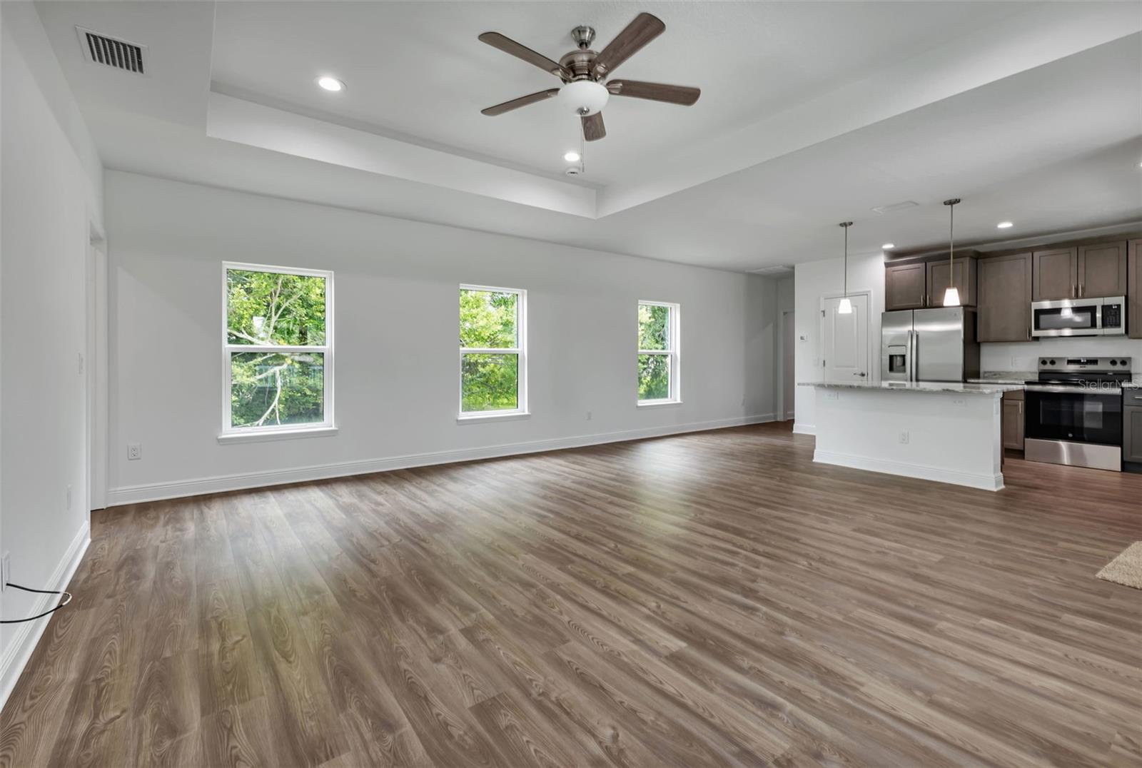 Image 18 of 53 For 535 Milus Street