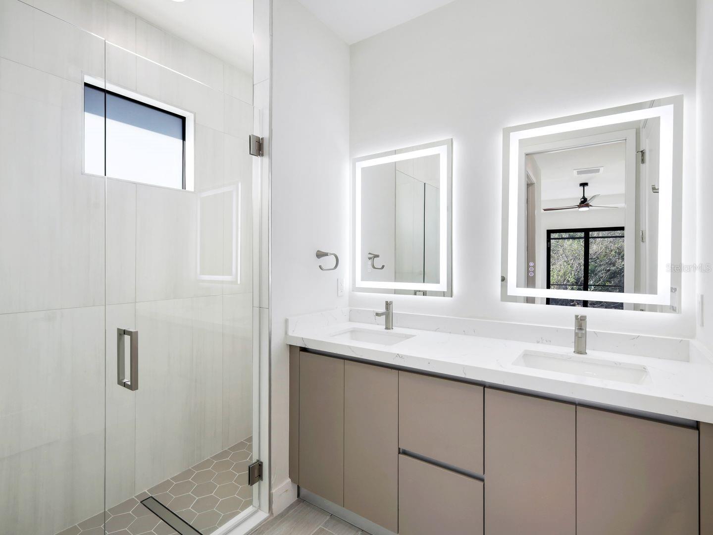 Image 7 of 37 For 14319 Allensworth Avenue