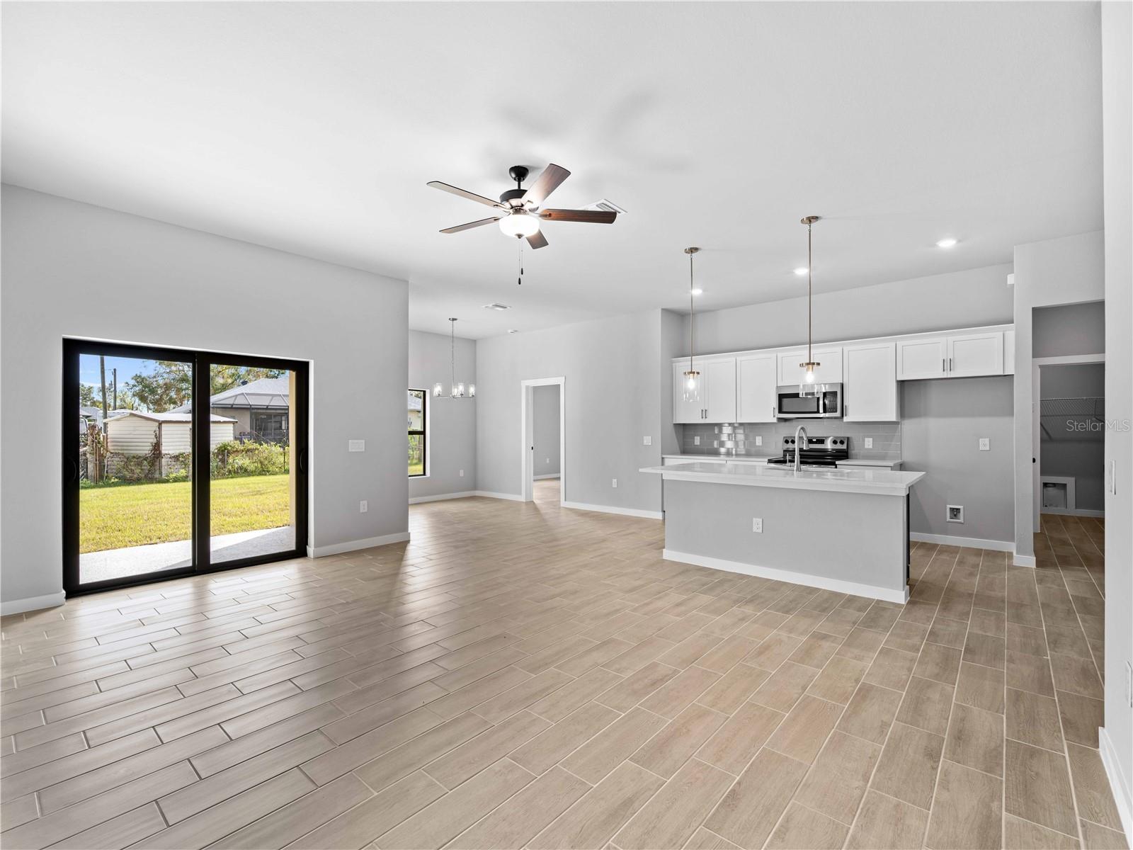 Image 12 of 50 For 12156 Wellington Avenue