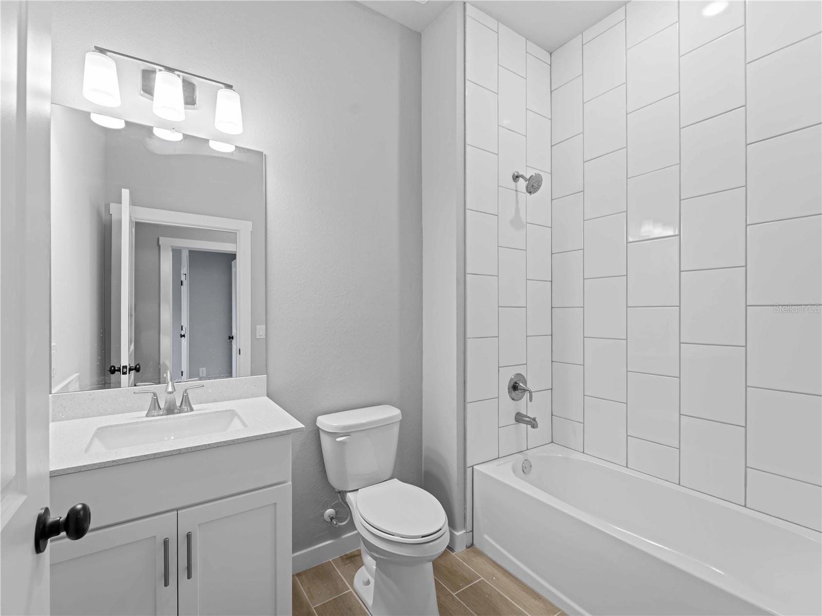 Image 21 of 50 For 12156 Wellington Avenue