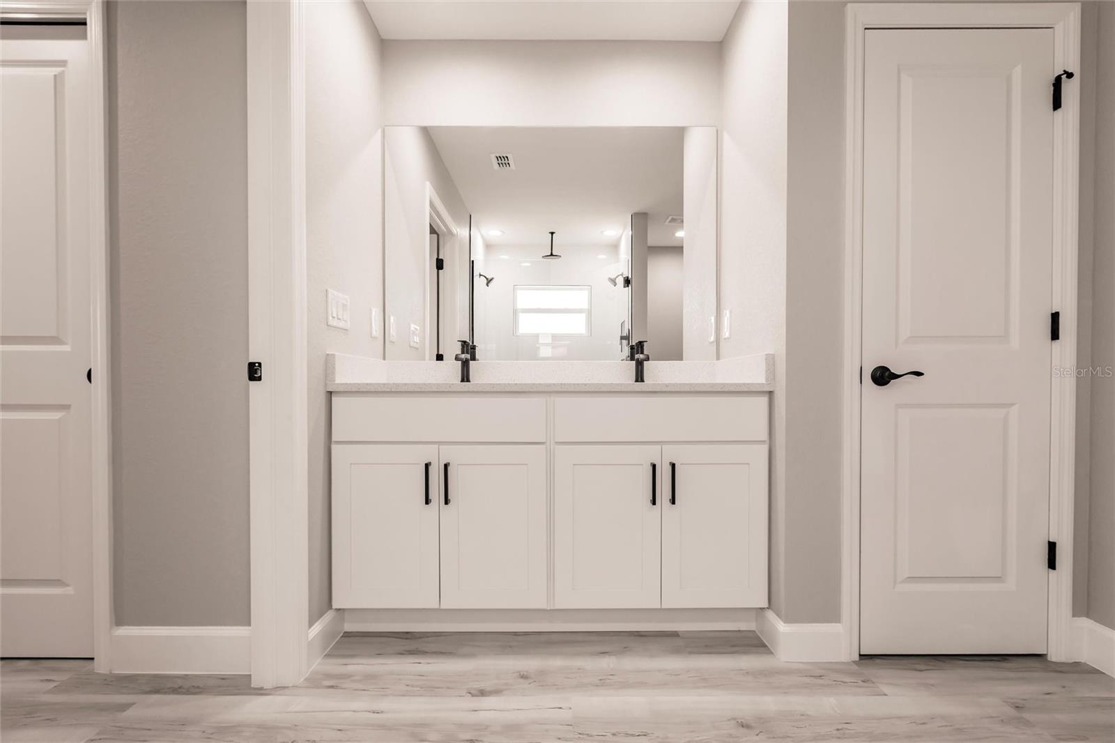 Image 32 of 50 For 2721 4th Terrace