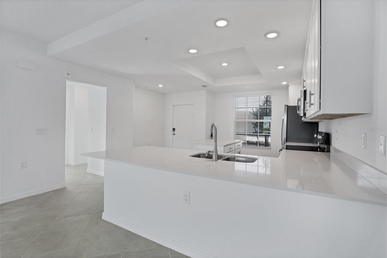 Image 14 of 76 For 14234 Heritage Landing Boulevard 1016