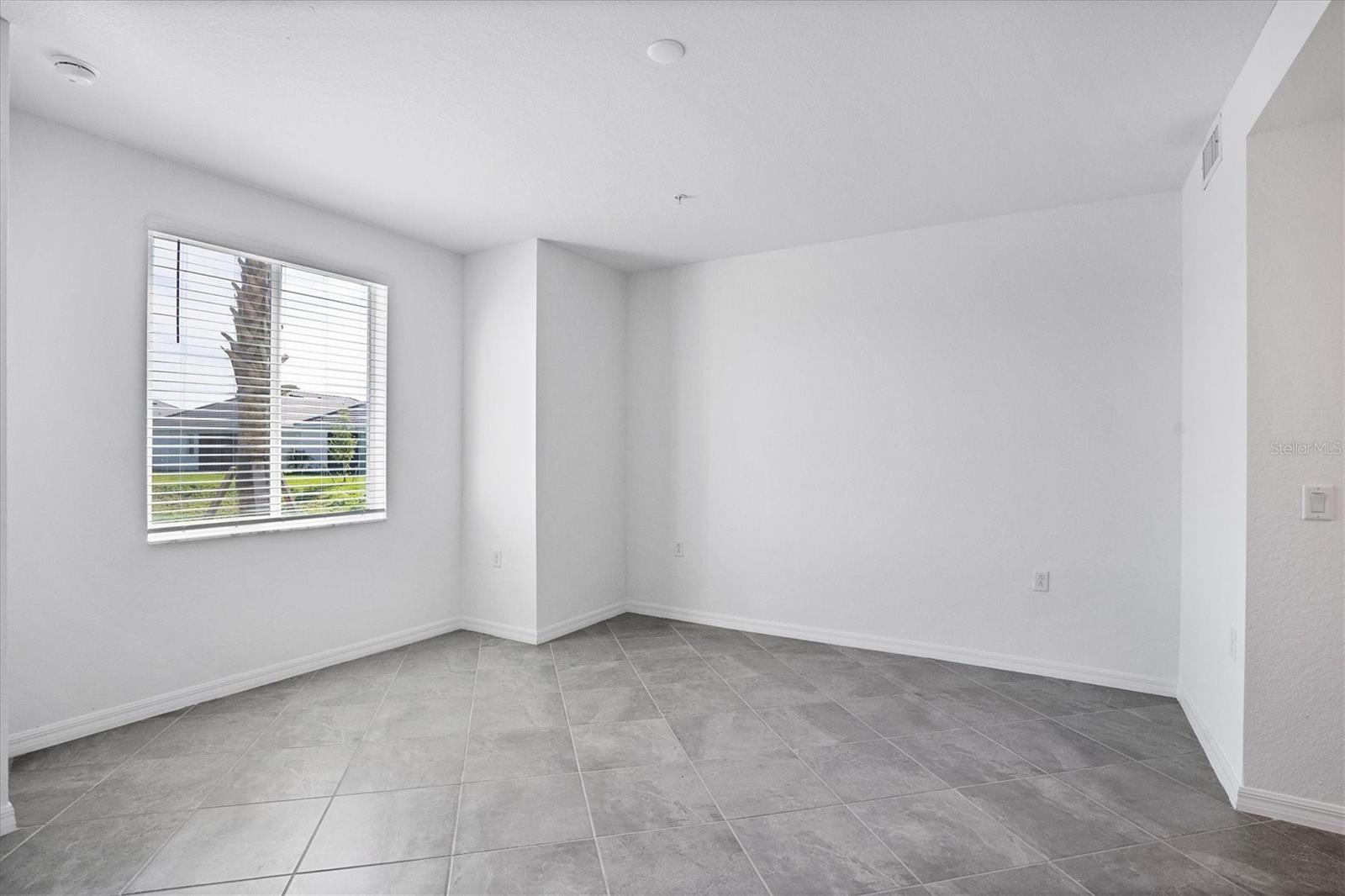 Image 19 of 76 For 14234 Heritage Landing Boulevard 1016