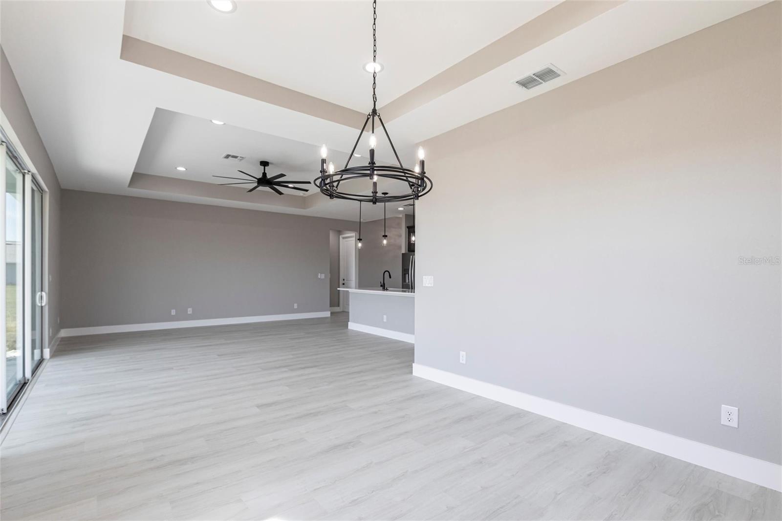 Image 11 of 37 For 2729 4th Terrace
