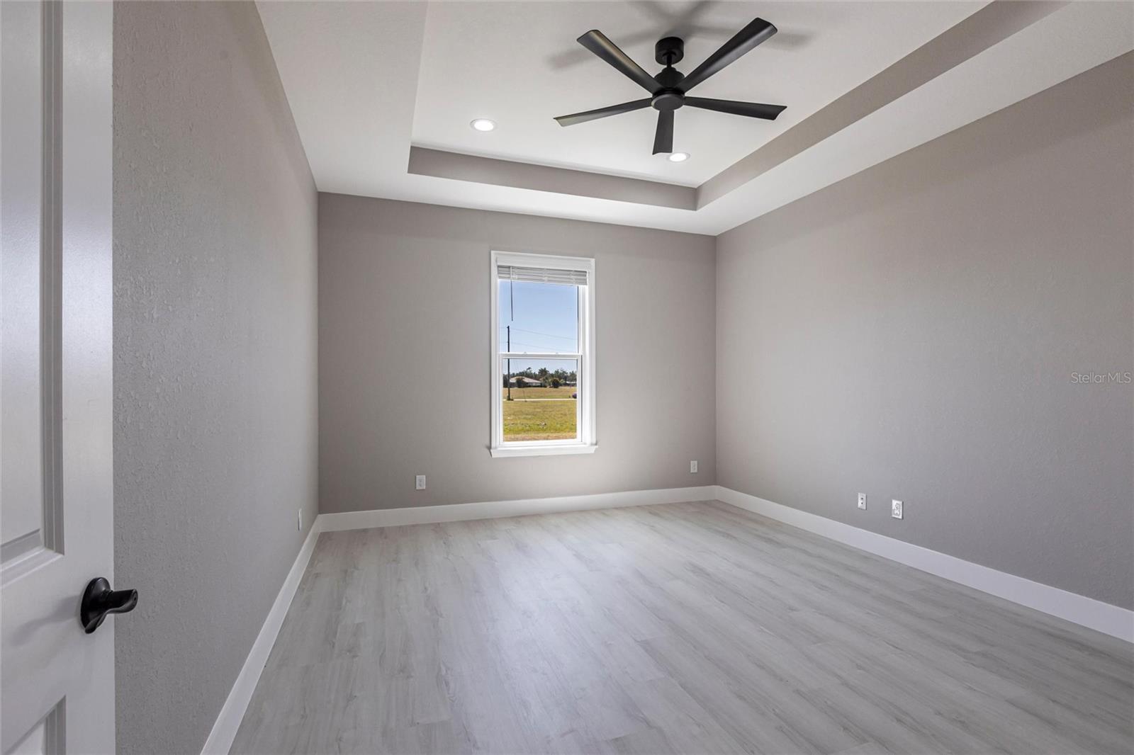 Image 12 of 37 For 2729 4th Terrace