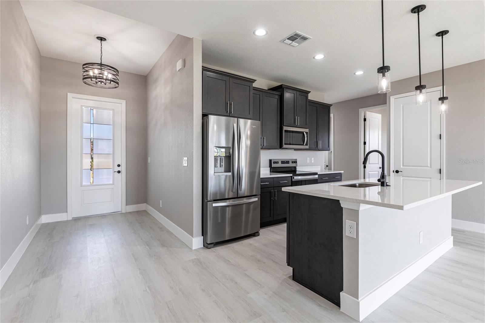 Image 3 of 37 For 2729 4th Terrace