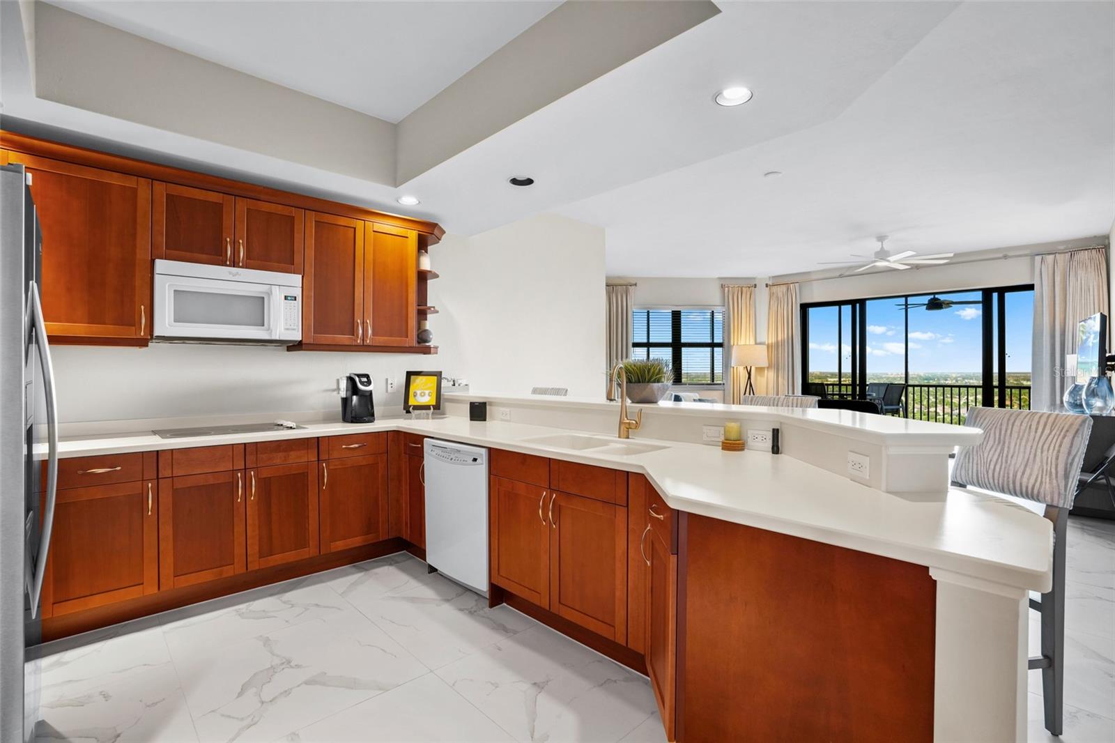 Image 17 of 45 For 14380 Riva Del Lago Drive 1804