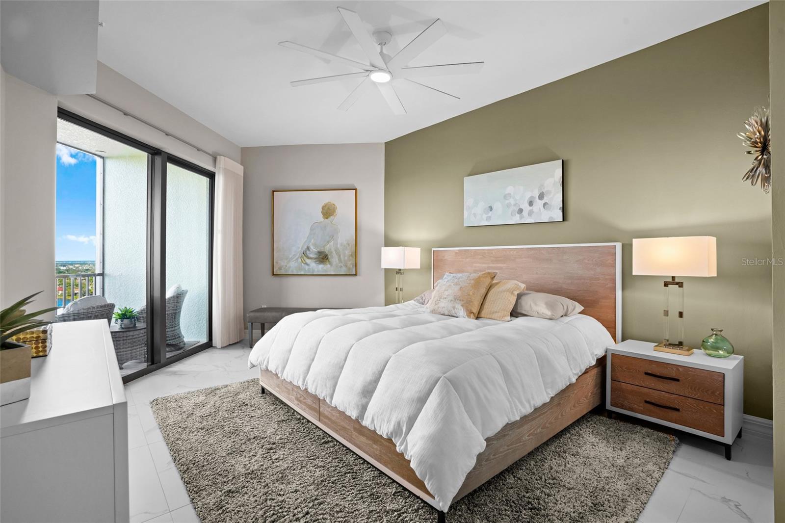 Image 18 of 45 For 14380 Riva Del Lago Drive 1804