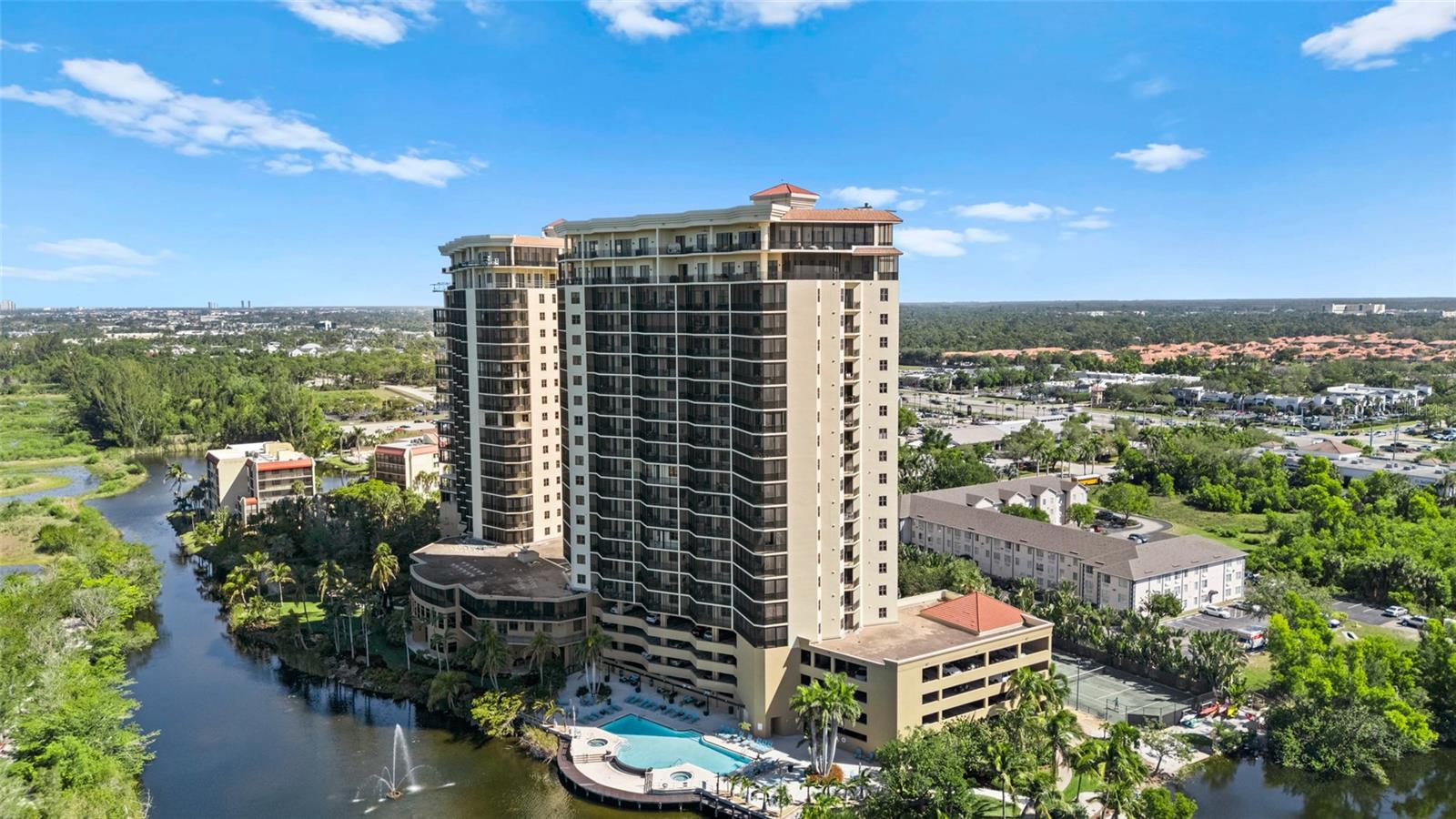Image 39 of 45 For 14380 Riva Del Lago Drive 1804